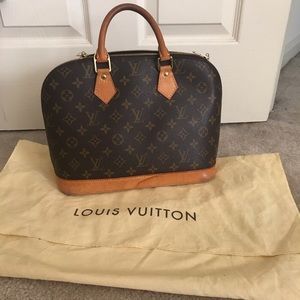 LV ALMA purse